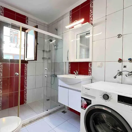 Apartment Spacious & Serene Retreat In Prime Location Of - Antalya *